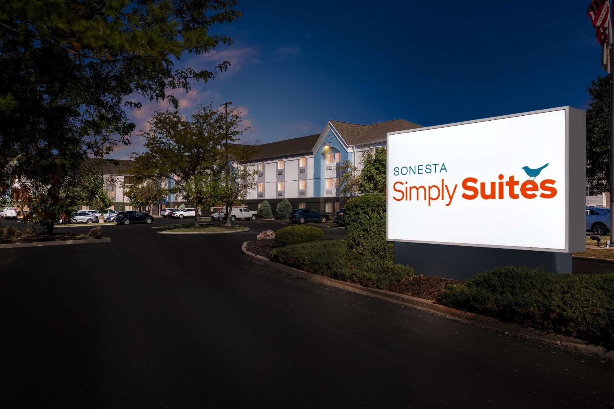 Sonesta Simply Suites St Louis Earth City Exterior photo